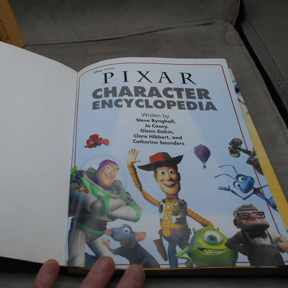 2014 Pixar Character Encyclopedia Paperback DK Disney - Picture 4 of 11